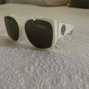 Burberry | Accessories | Burberry Sunglasses Never Worn  display picture 3